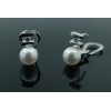 Pendientes de oro blanco (18K) con diamante y perla cultivada