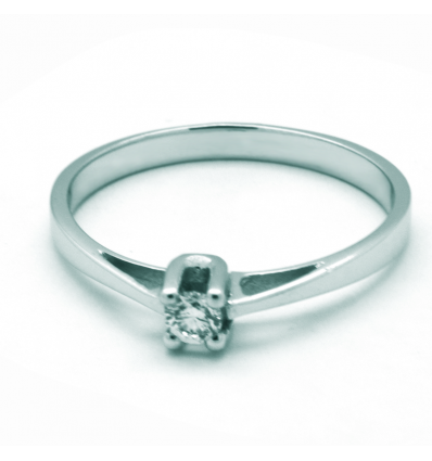 Solitario de oro blanco (18K) con diamante
