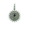 Colgante de oro blanco (18 K) con diamantes.