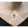 Cruz de oro de 18K con rubíes