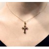 Cruz de oro de 18K con piedras modelo