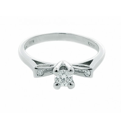 Solitario de oro blanco con diamante