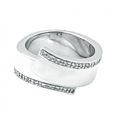 Sortija de oro blanco (18K) con diamante