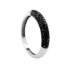 Sortija de oro blanco con zirconitas negras